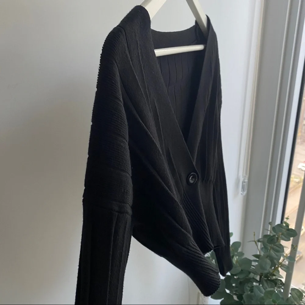 Little Ribbed Cardigan - Picture 2 of 5